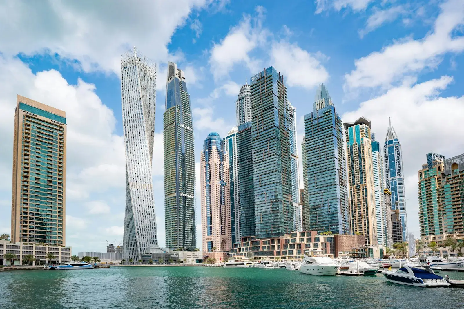 Dubai Marina, Dubai: the community, homes and setting covered in this Dubai Marina property guide